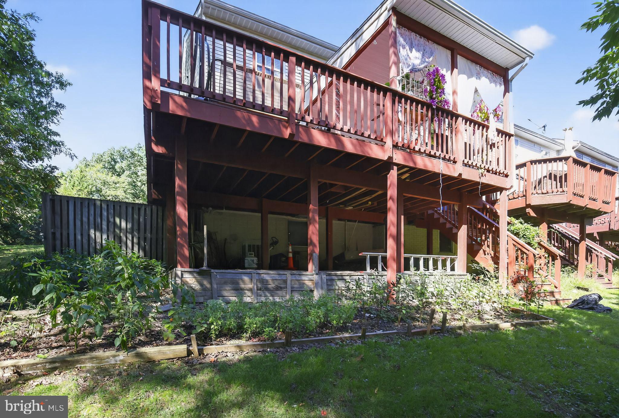 PLEASANT CHASE - Residential