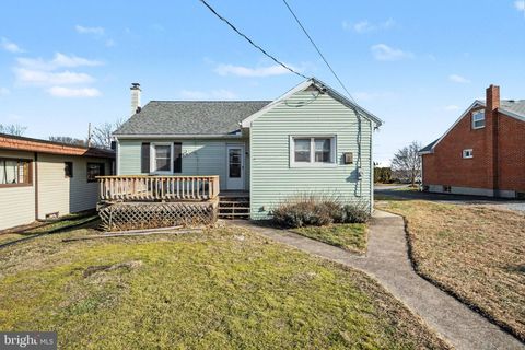 Photo of 1273 3rd Street, HARRISBURG, PA 17113 (MLS # PADA2052704)