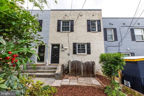 3306 LANDOVER STREET ALEXANDRIA VA 22305