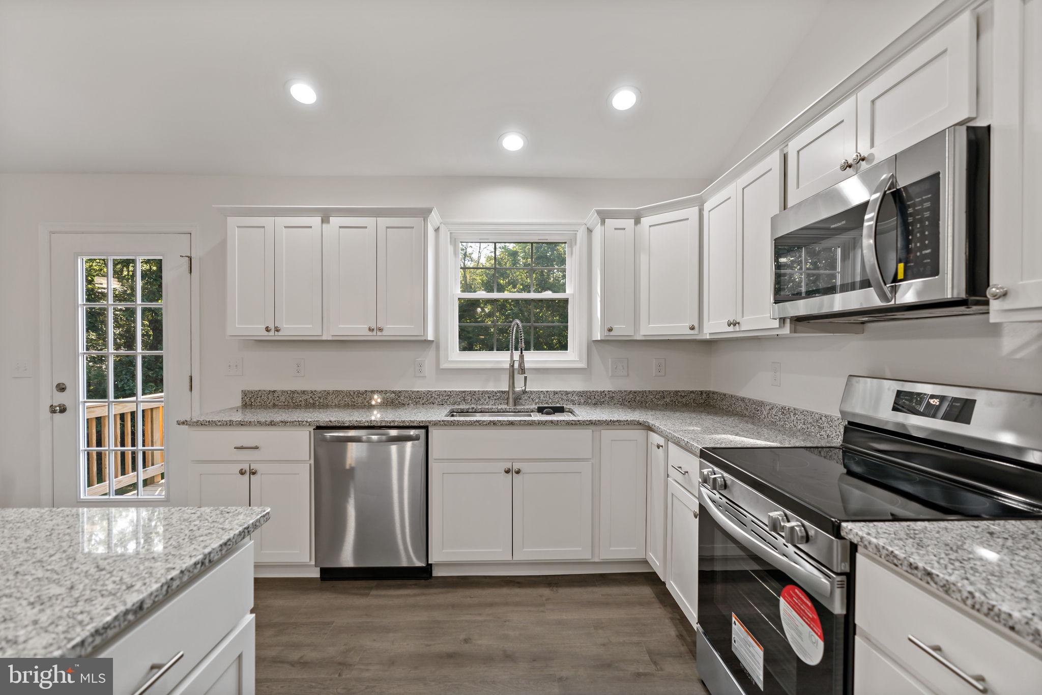 SLEEPY HOLLOW - Residential