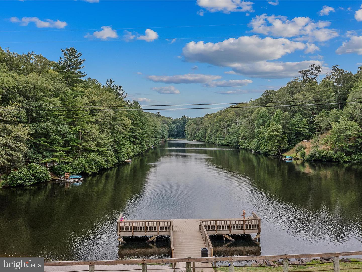 SLEEPY HOLLOW - Residential