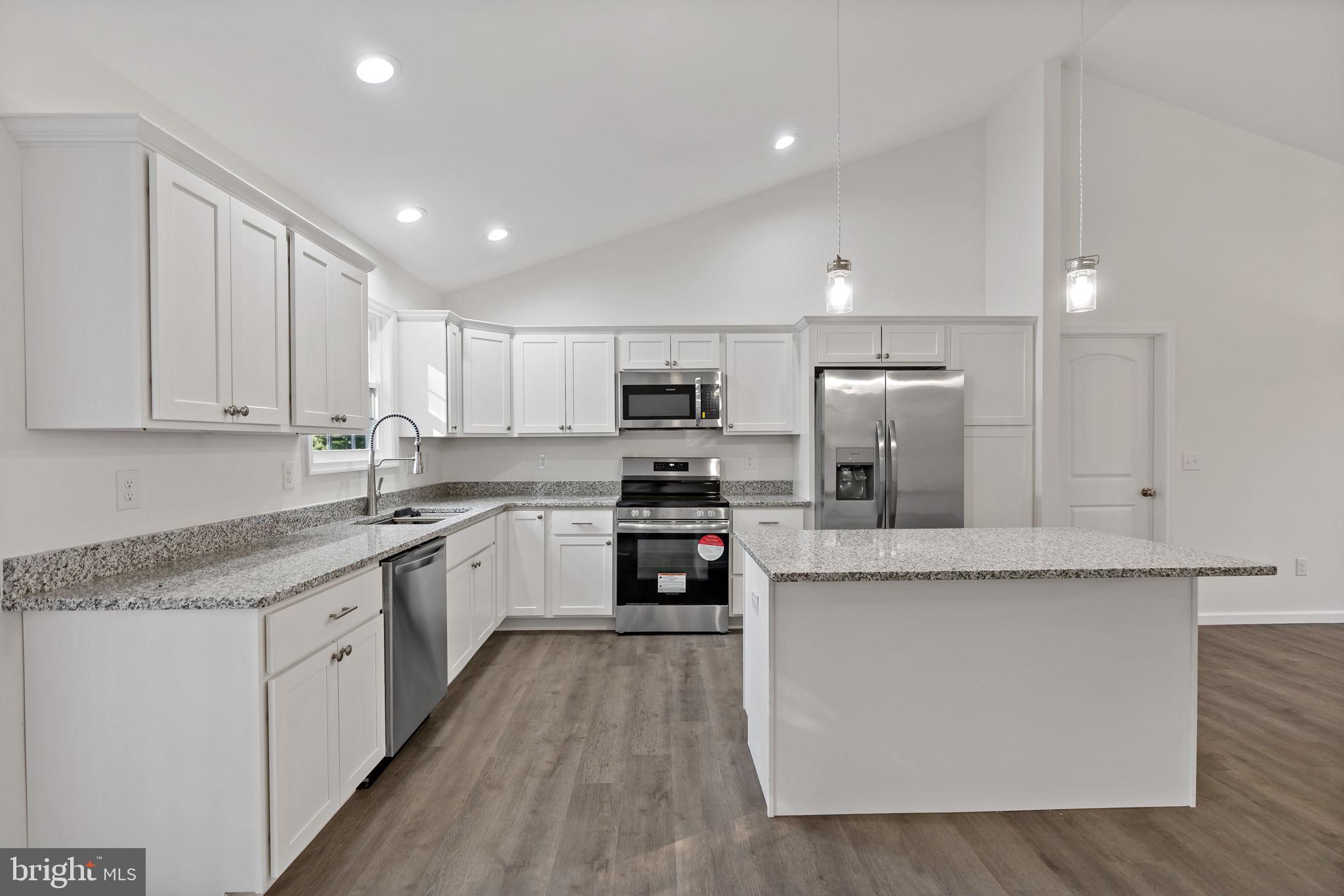 SLEEPY HOLLOW - Residential