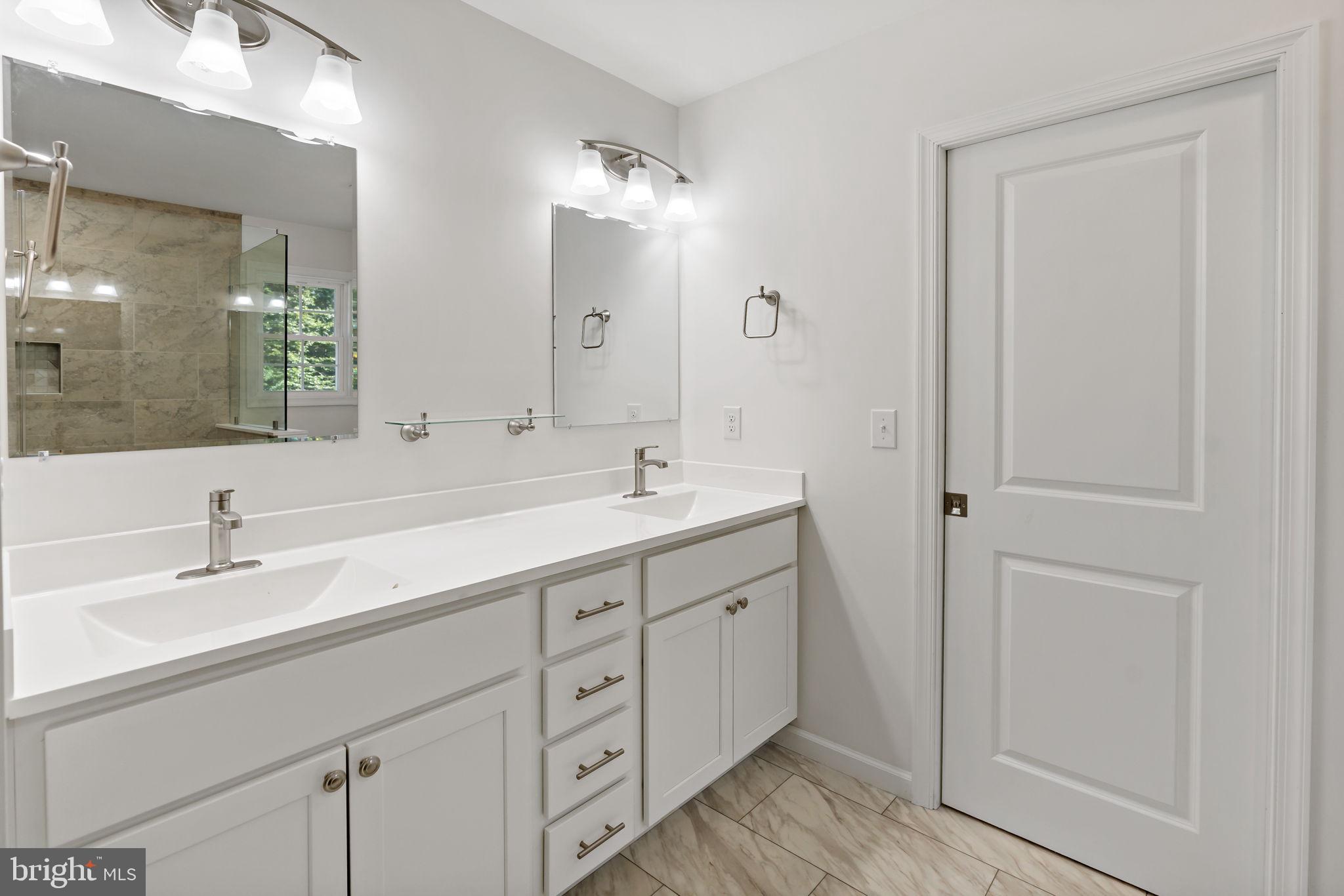 SLEEPY HOLLOW - Residential