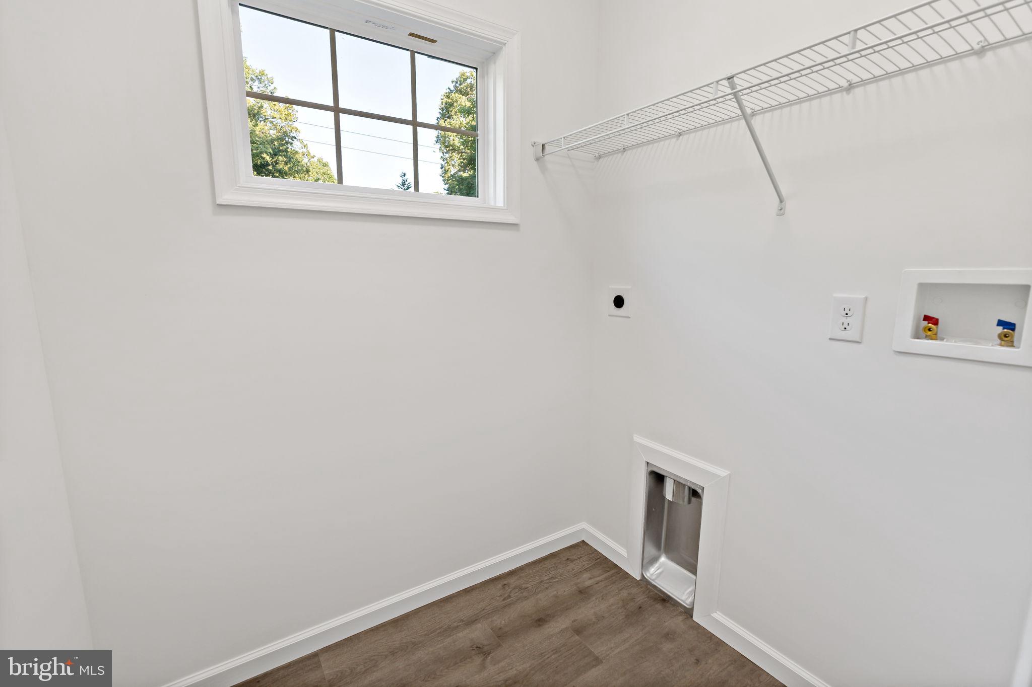 SLEEPY HOLLOW - Residential