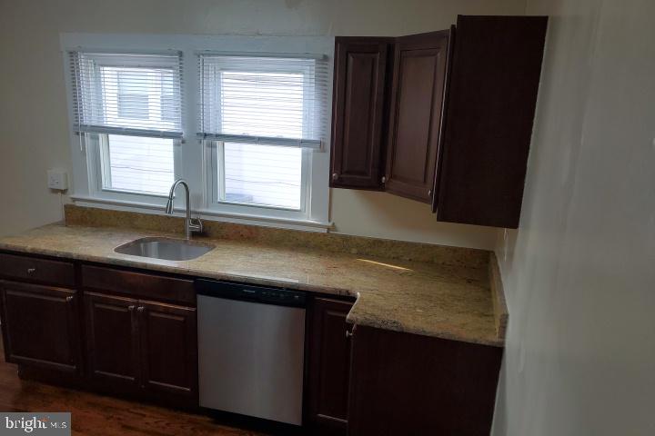 MOUNTAIN VIEW - Residential