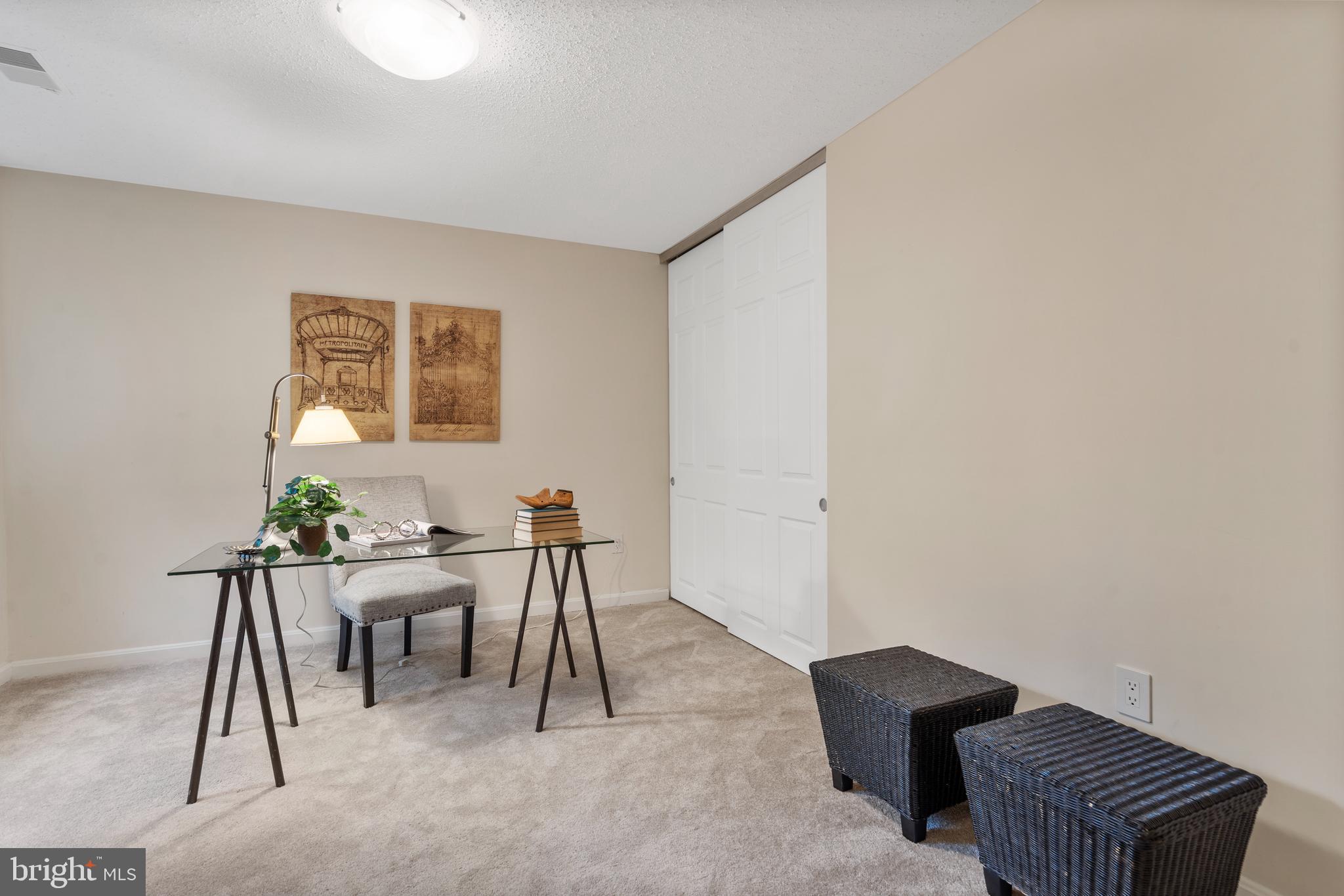 VILLARIDGE - Residential