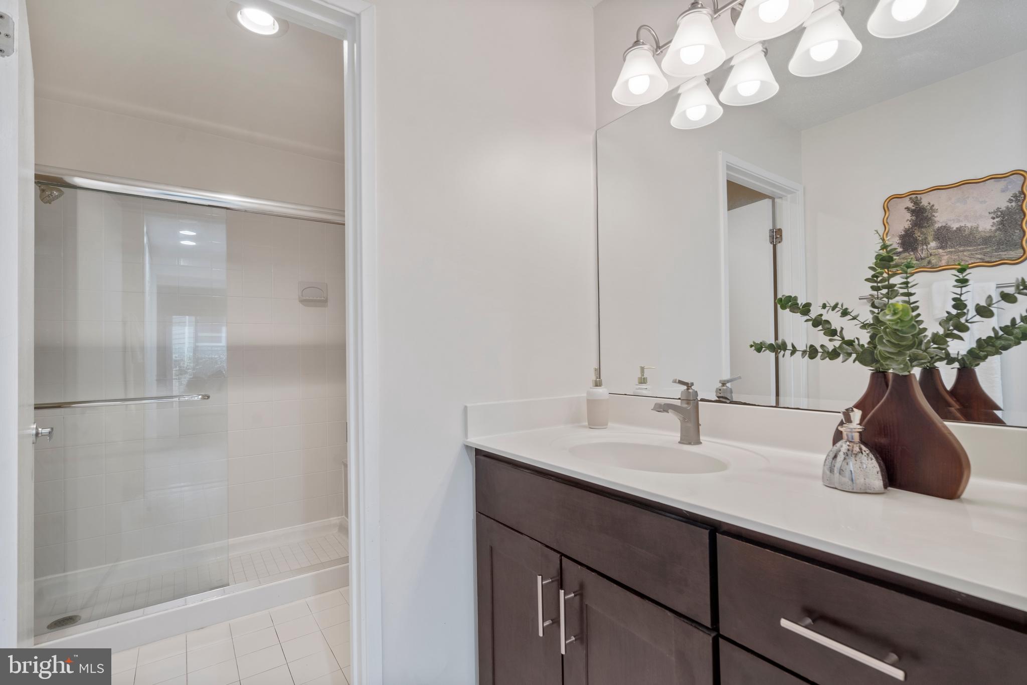 VILLARIDGE - Residential