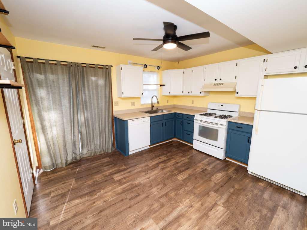 110 ORCHARD LANE 6