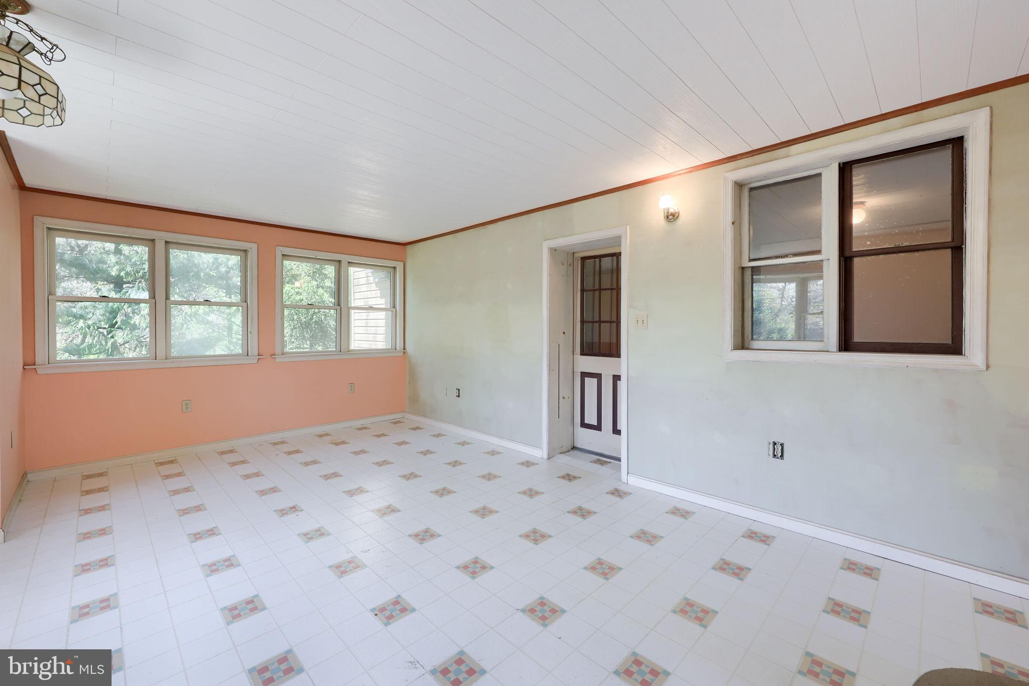 WARWICK TWP - Residential