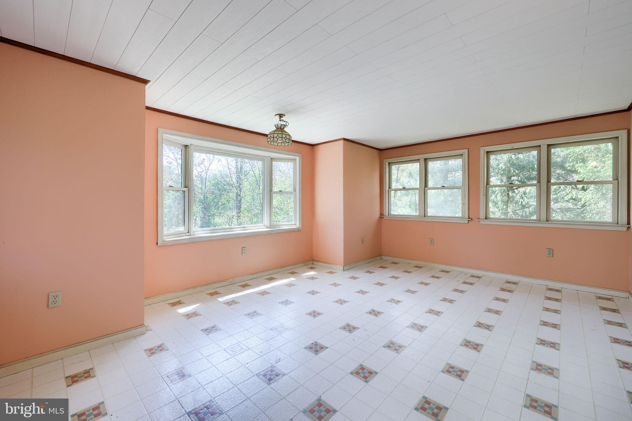 WARWICK TWP - Residential