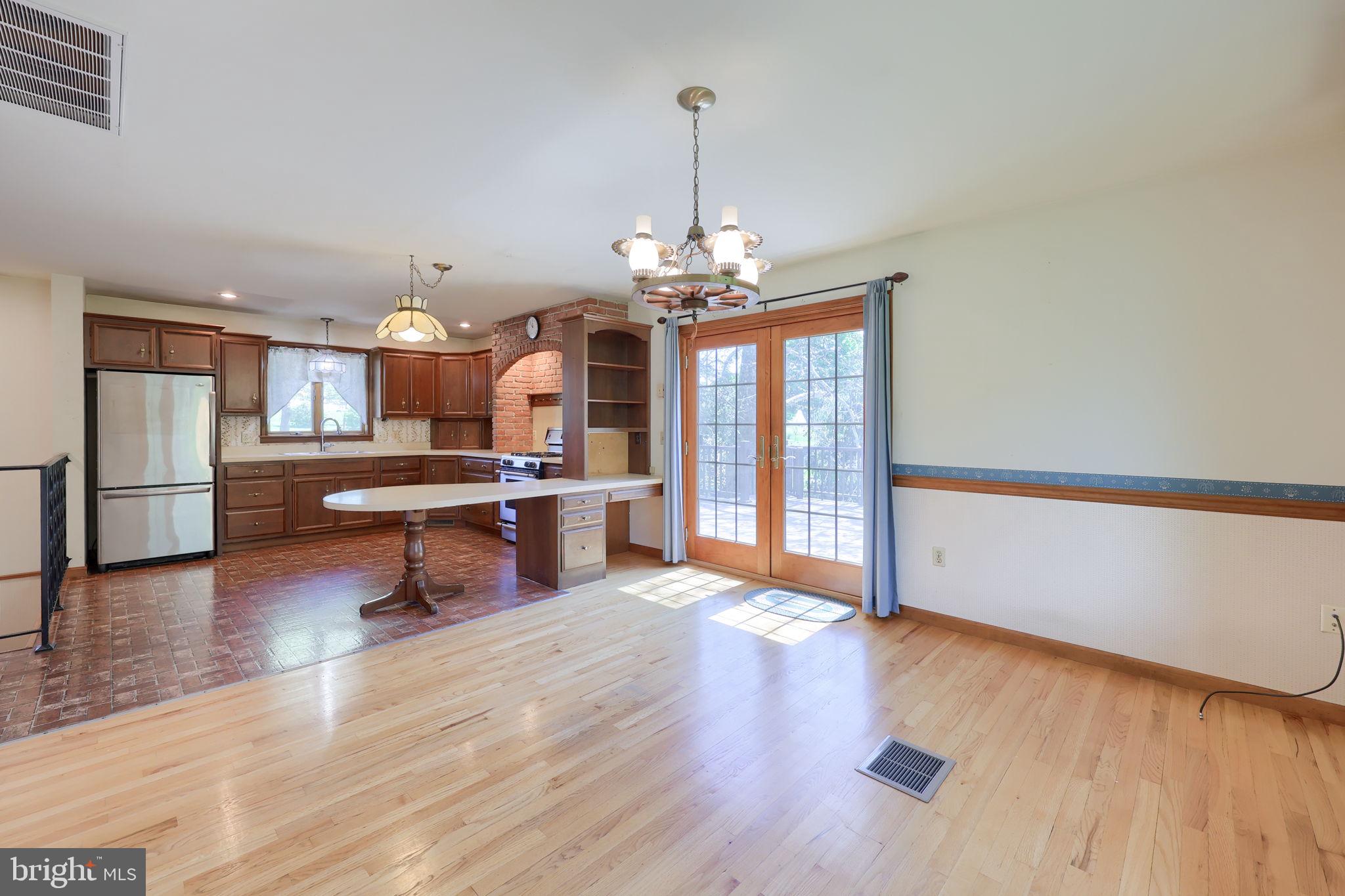 WARWICK TWP - Residential
