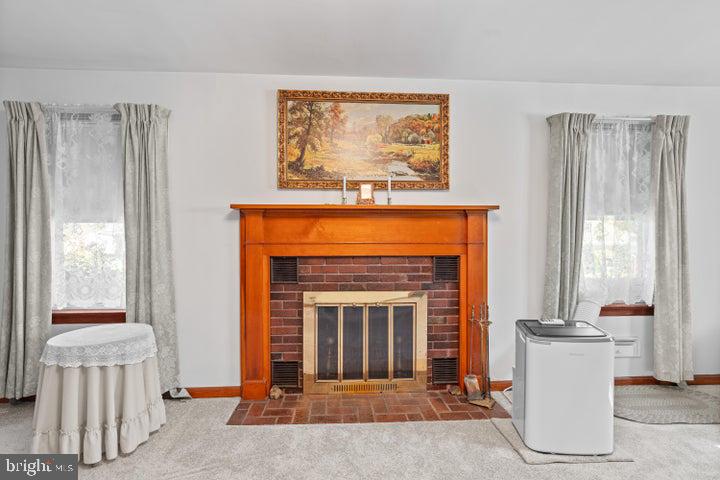 416 W LOCUST STREET