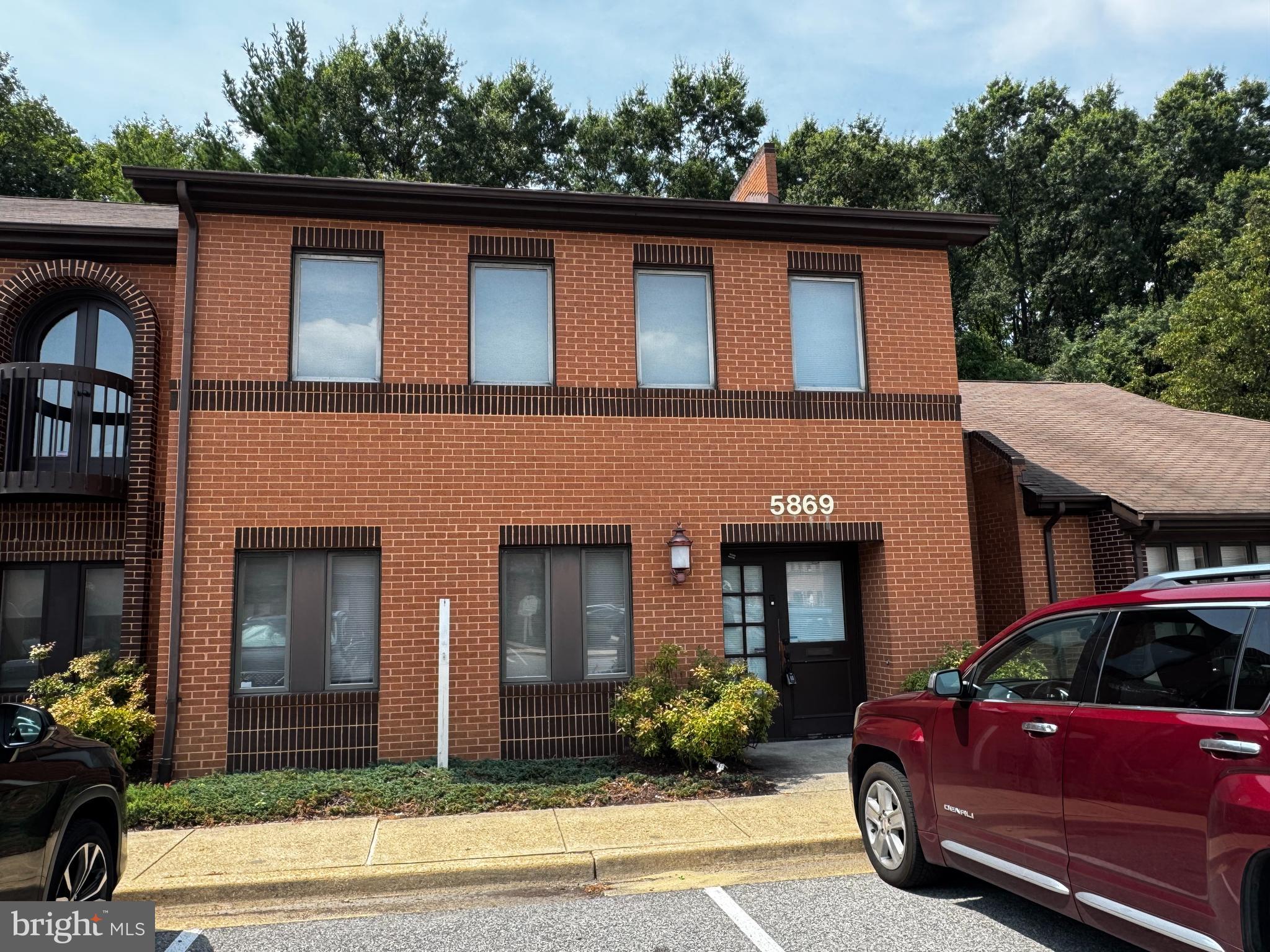 5869 Allentown Rd, Suitland, MD 20746