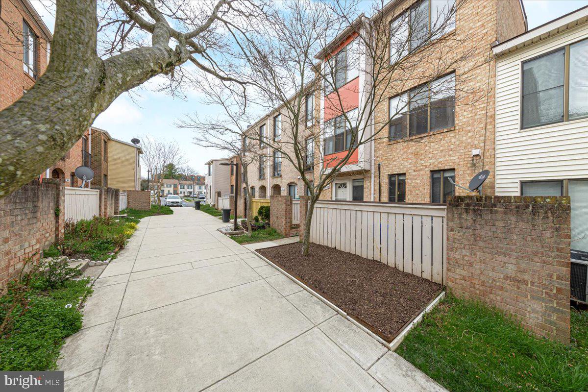 THOMAS CHOICE WEST - Residential