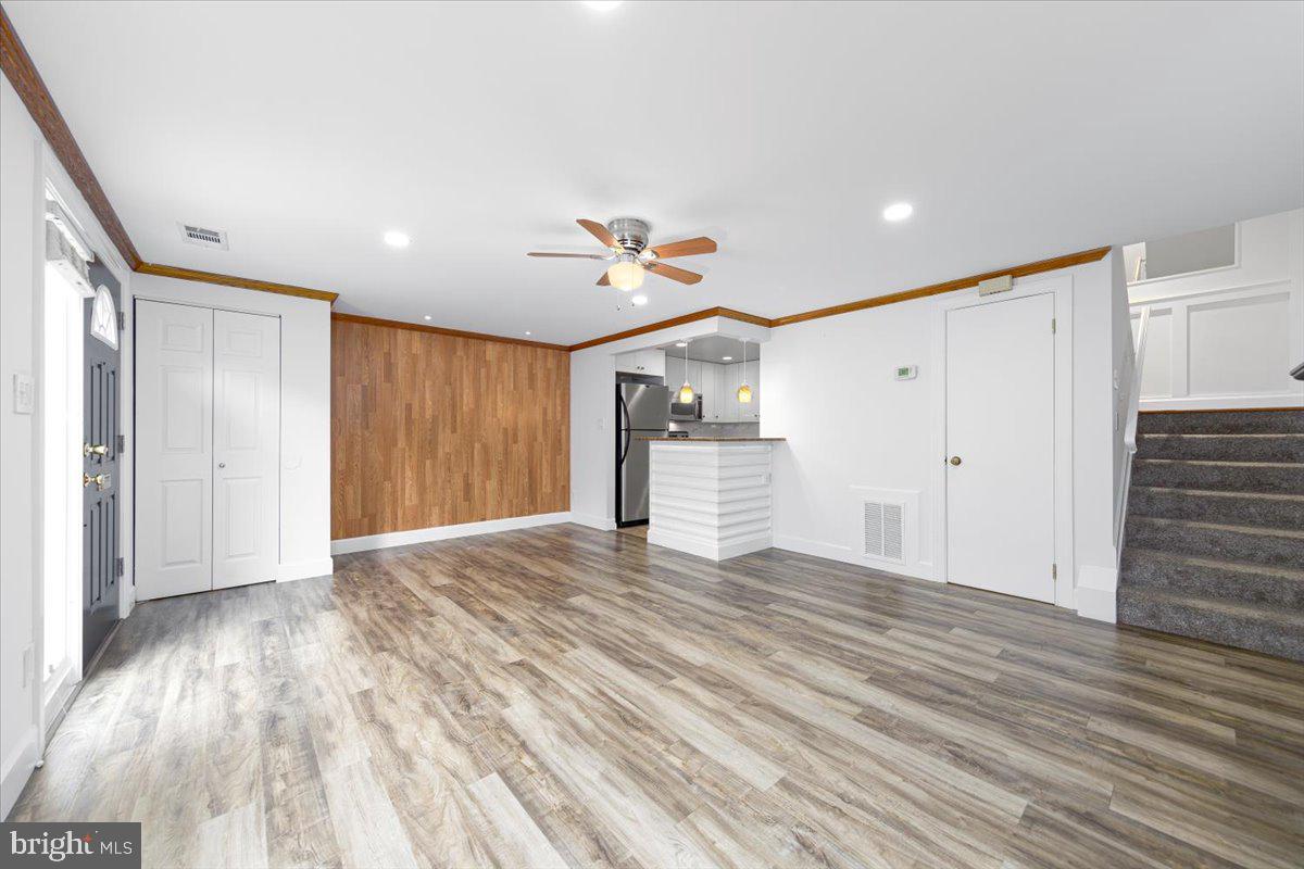 THOMAS CHOICE WEST - Residential