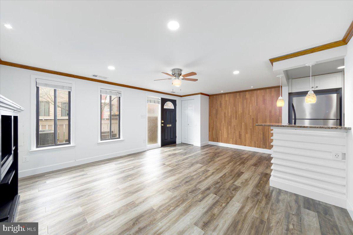 THOMAS CHOICE WEST - Residential