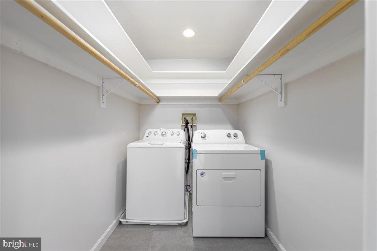 THOMAS CHOICE WEST - Residential