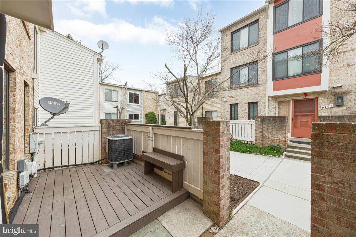 THOMAS CHOICE WEST - Residential