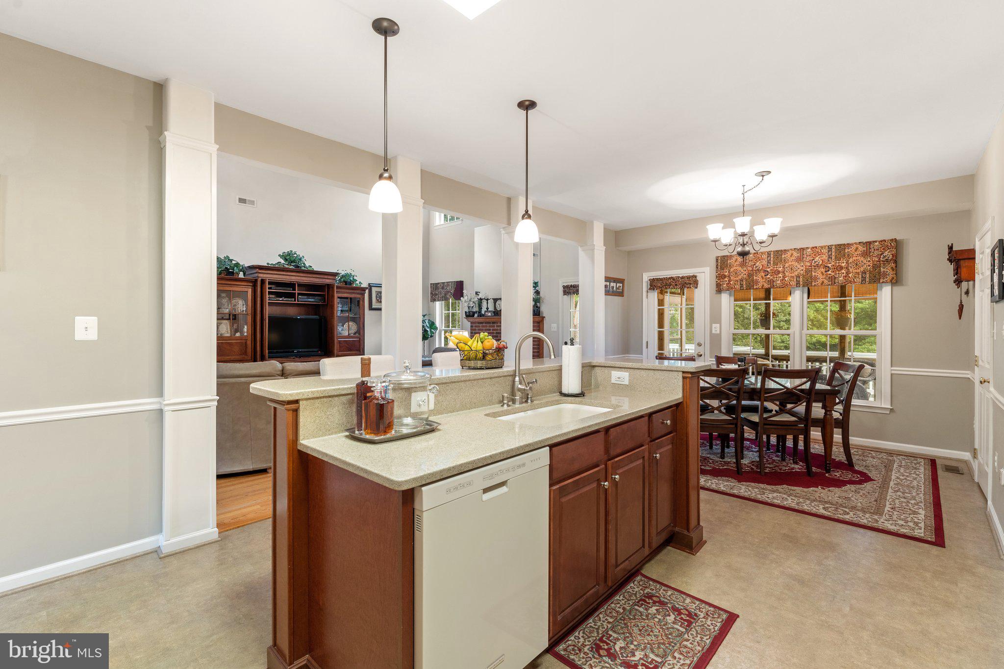 TRI-VIEW ESTATES - Residential