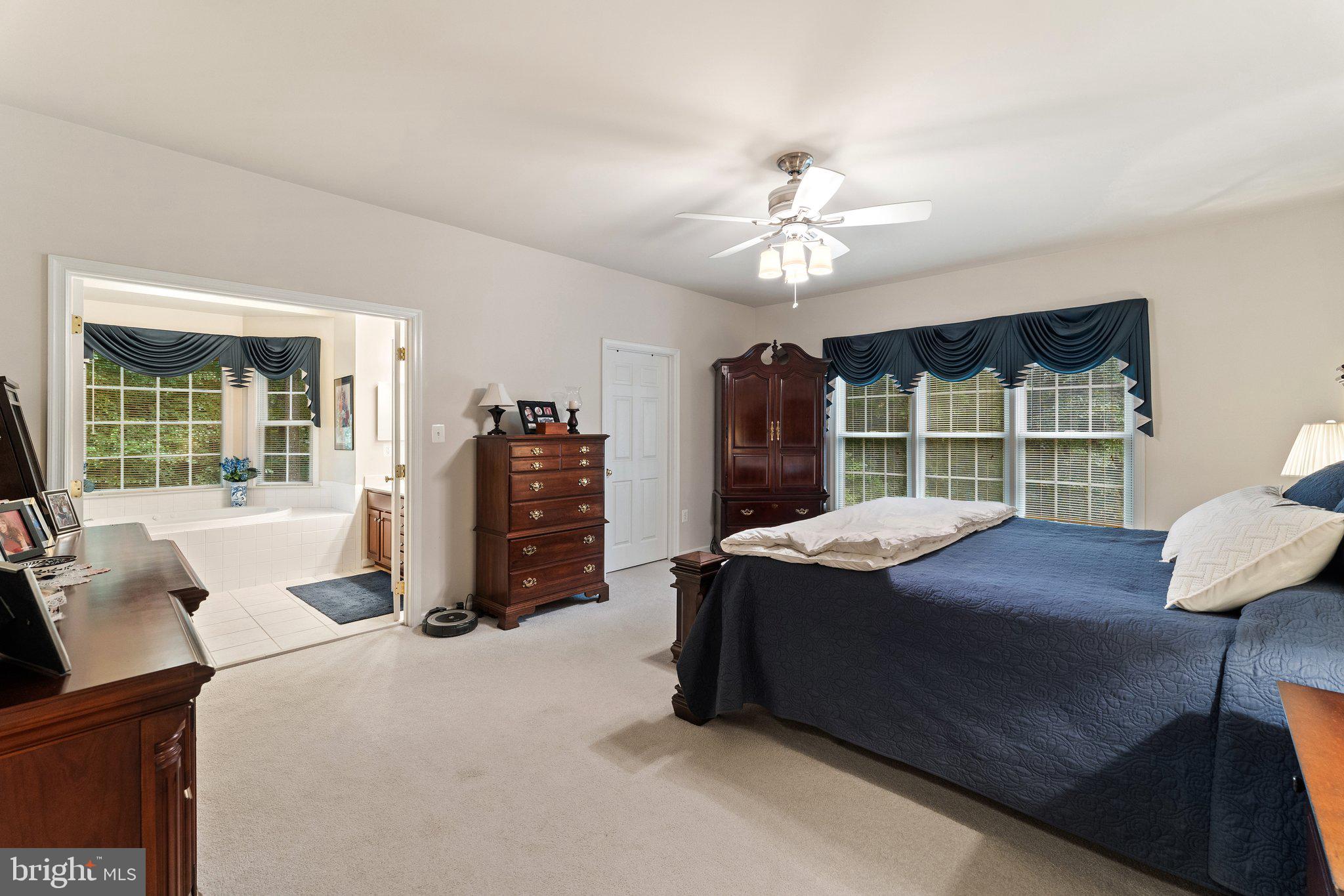 TRI-VIEW ESTATES - Residential