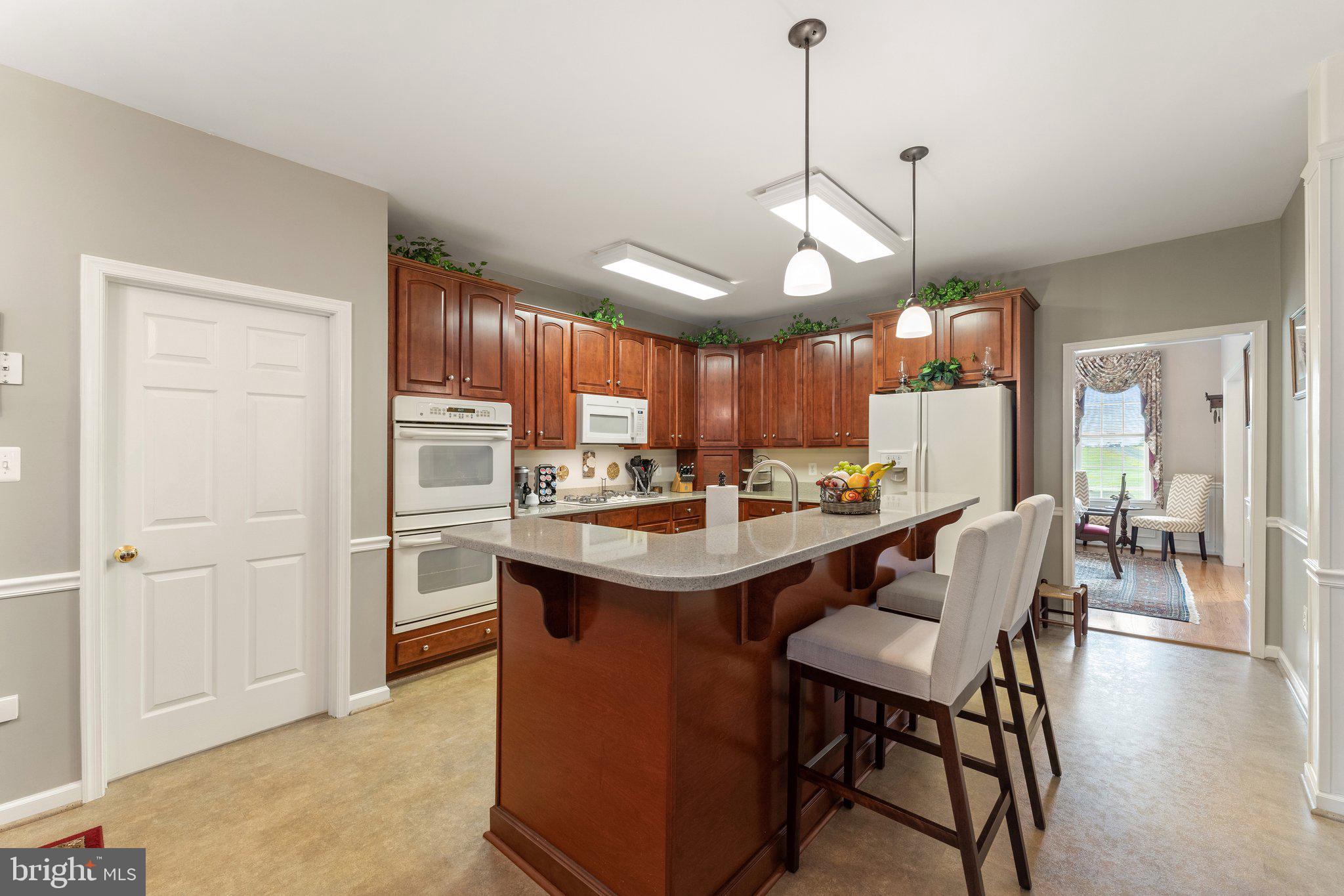 TRI-VIEW ESTATES - Residential