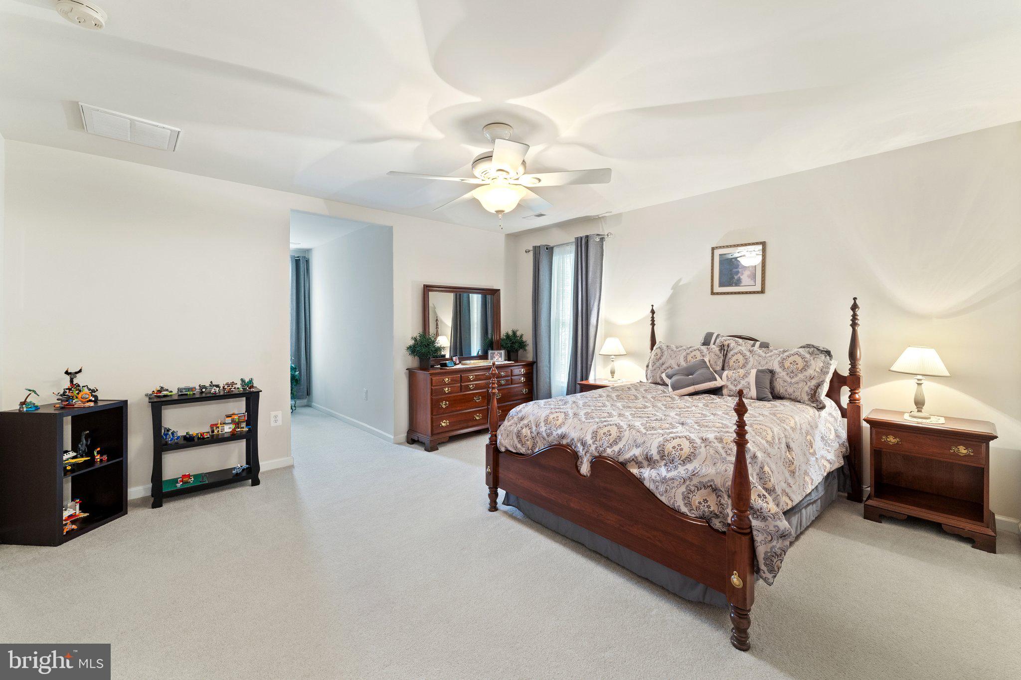 TRI-VIEW ESTATES - Residential