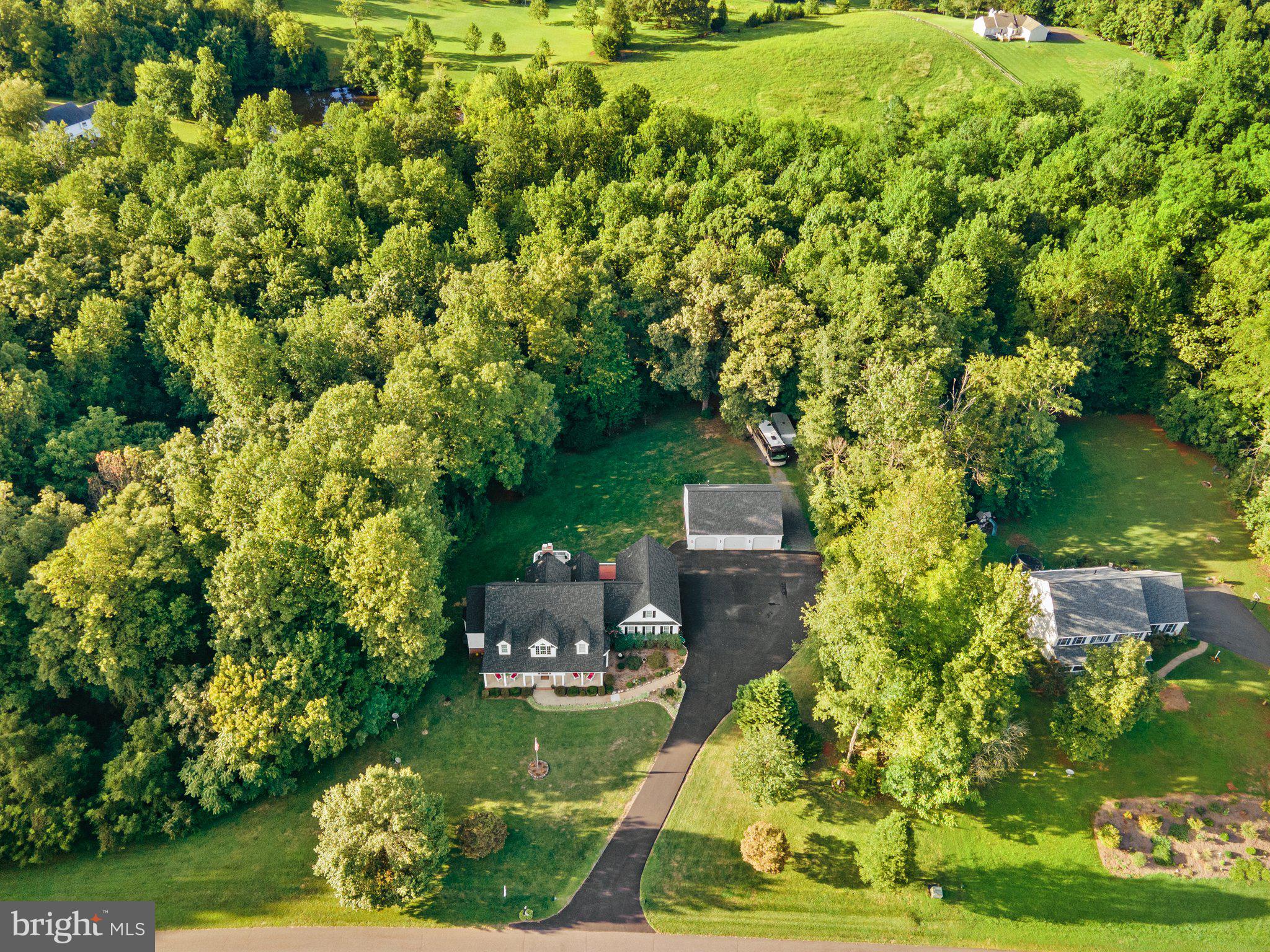 TRI-VIEW ESTATES - Residential