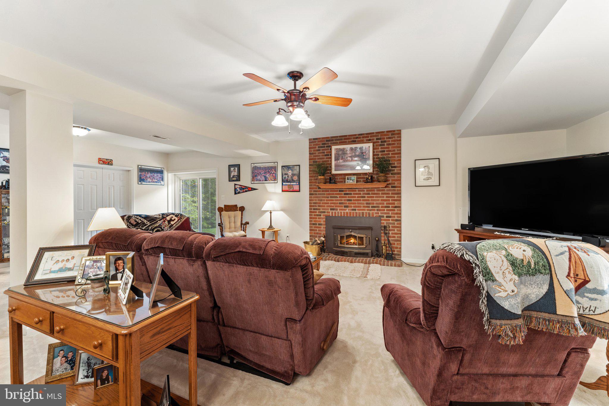 TRI-VIEW ESTATES - Residential