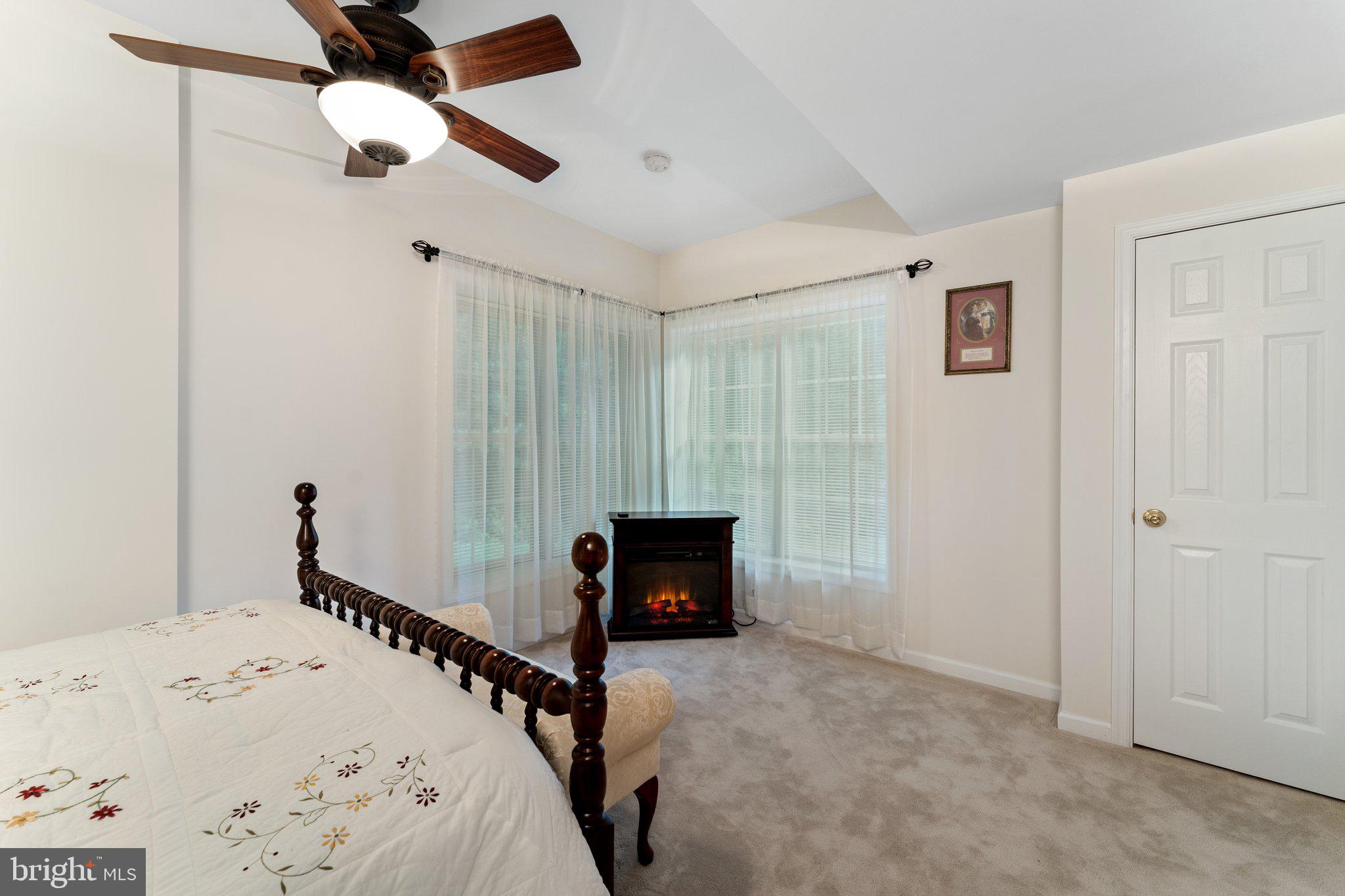 TRI-VIEW ESTATES - Residential