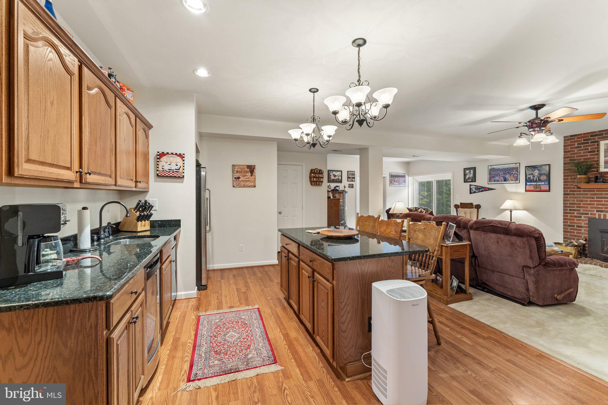 TRI-VIEW ESTATES - Residential