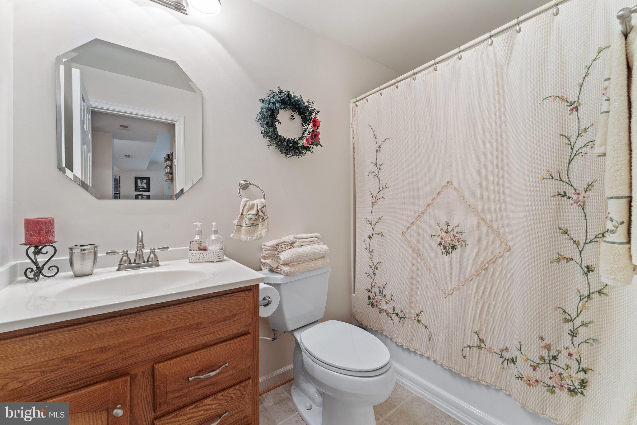 TRI-VIEW ESTATES - Residential