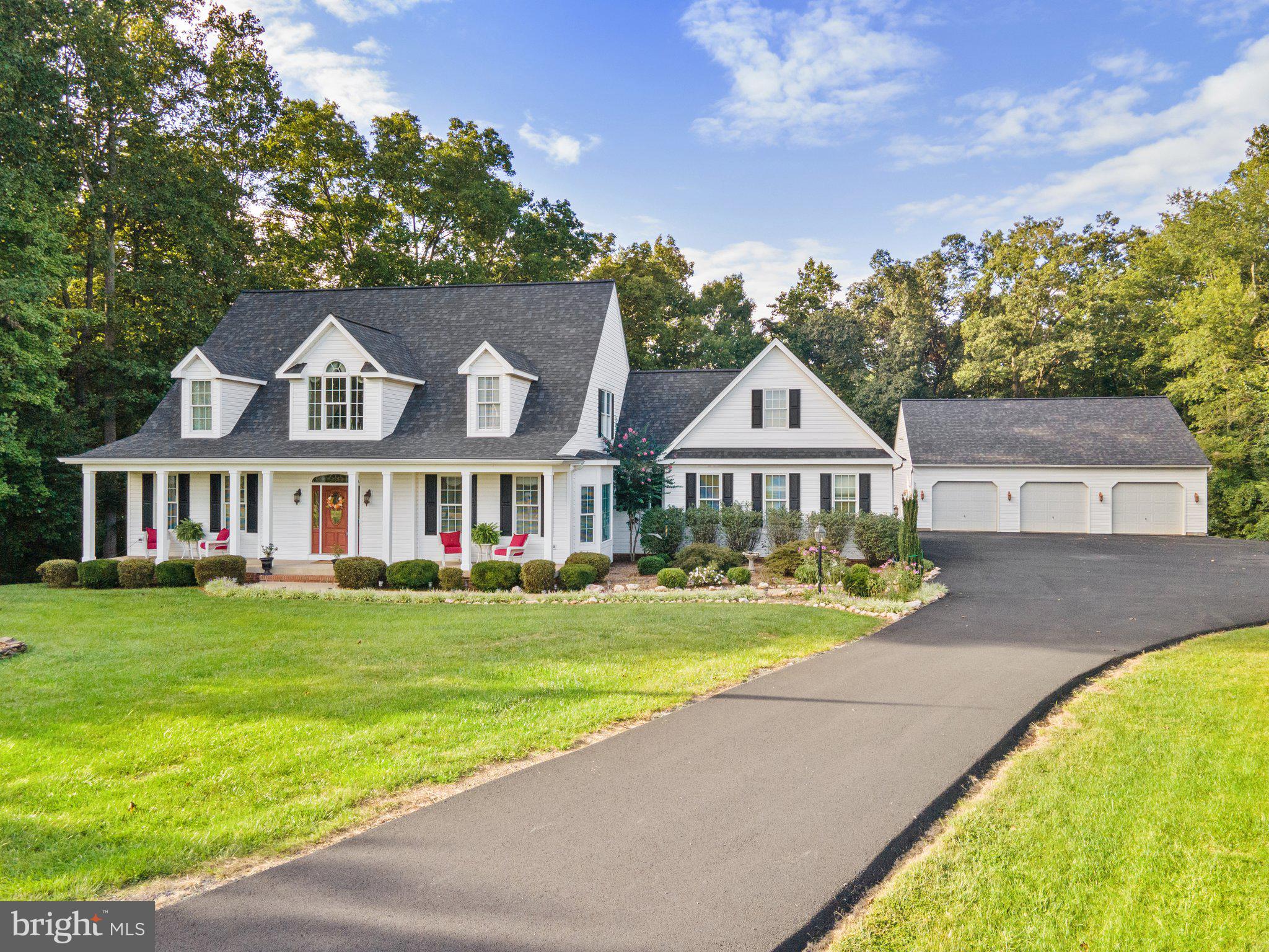 TRI-VIEW ESTATES - Residential