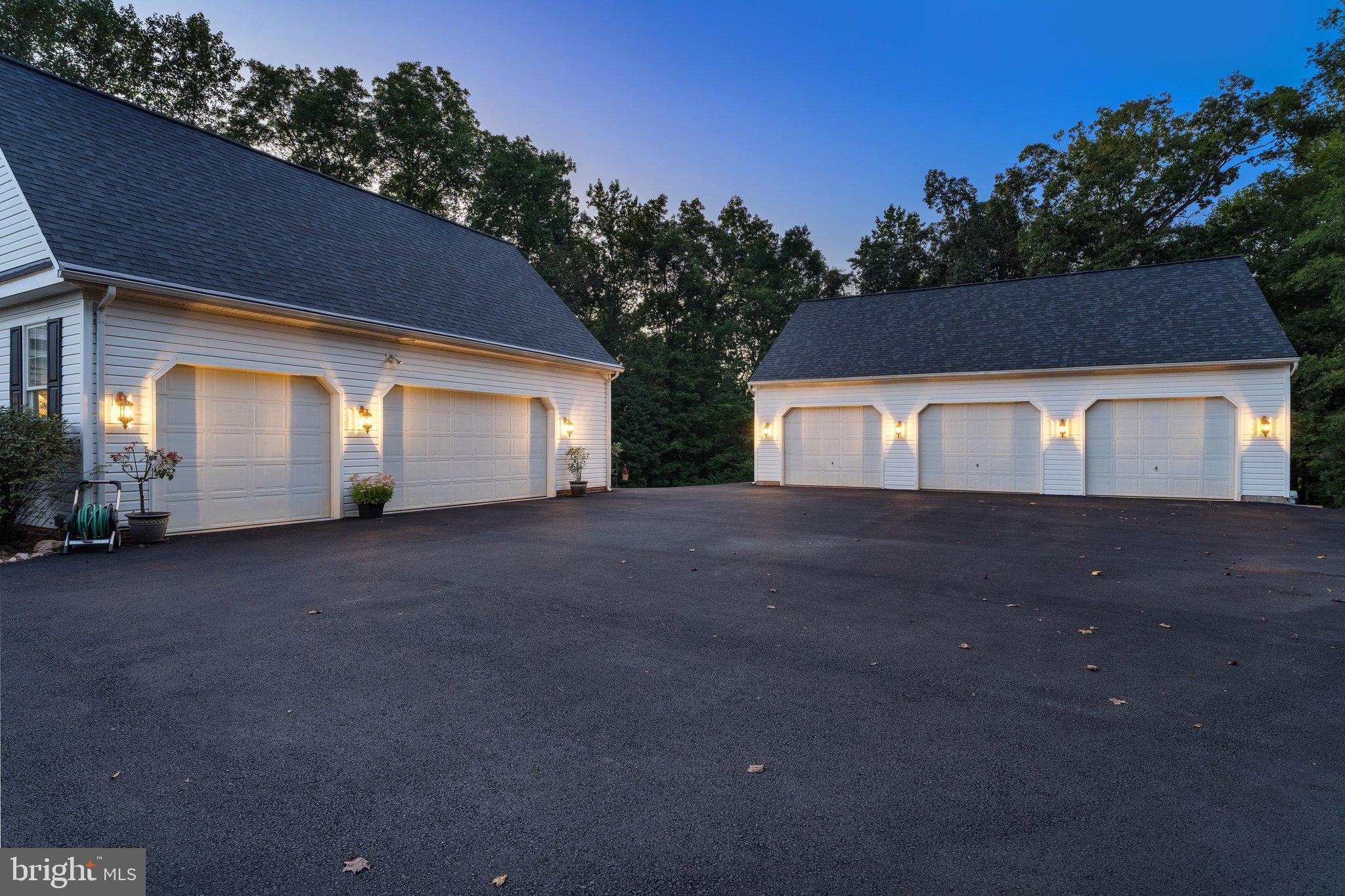 TRI-VIEW ESTATES - Residential