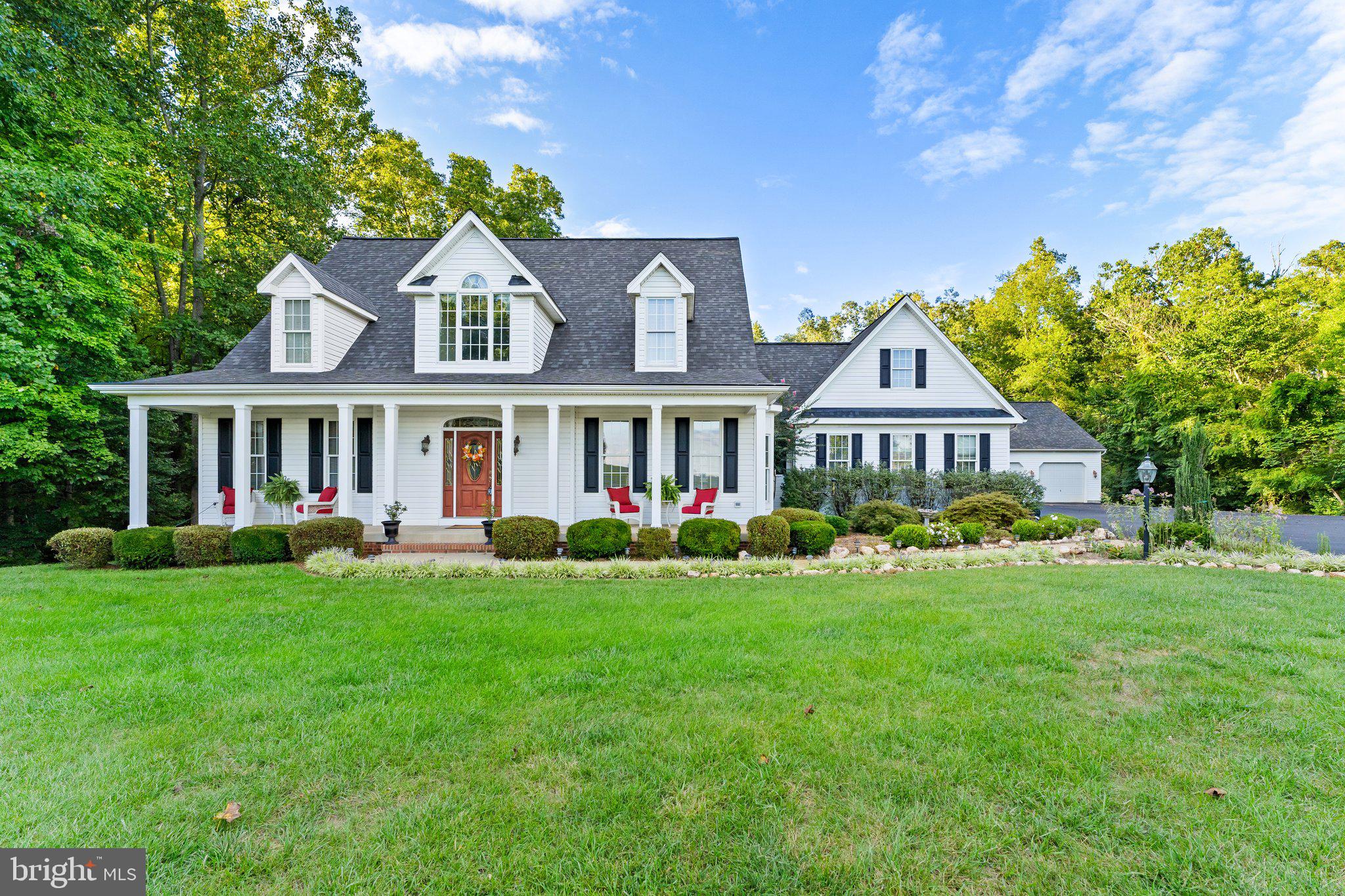 TRI-VIEW ESTATES - Residential