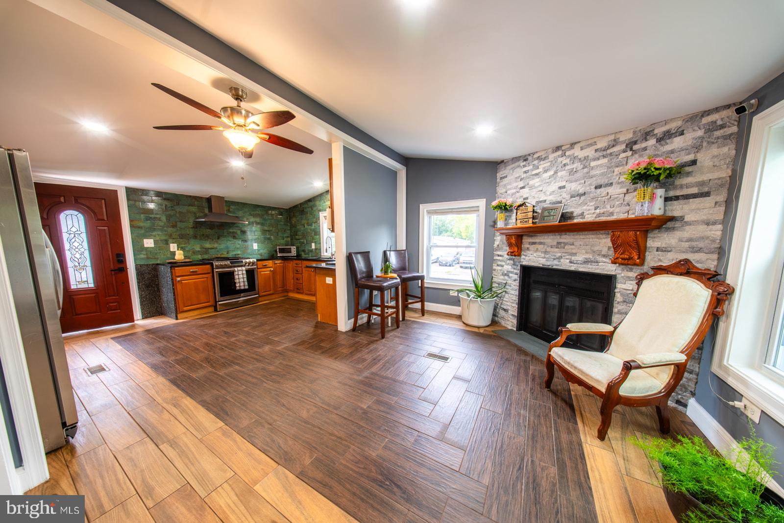 38 LEOPARD LANE