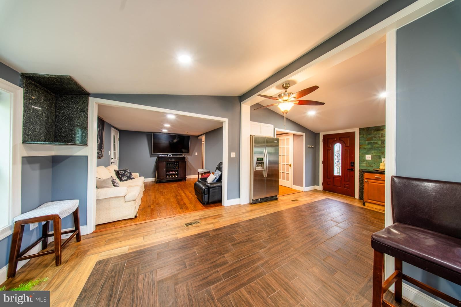 38 LEOPARD LANE