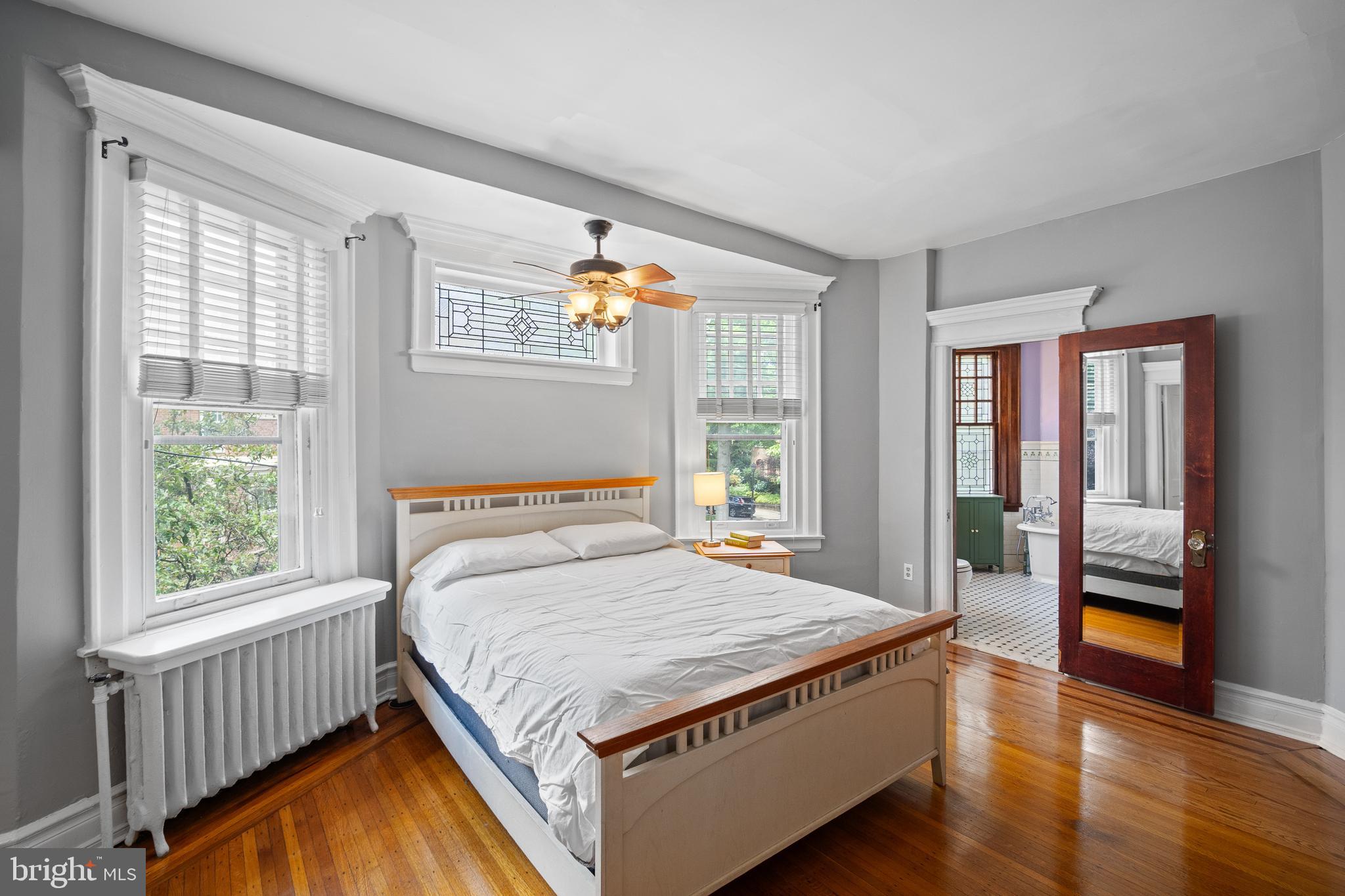 UNIVERSITY CITY - Residential