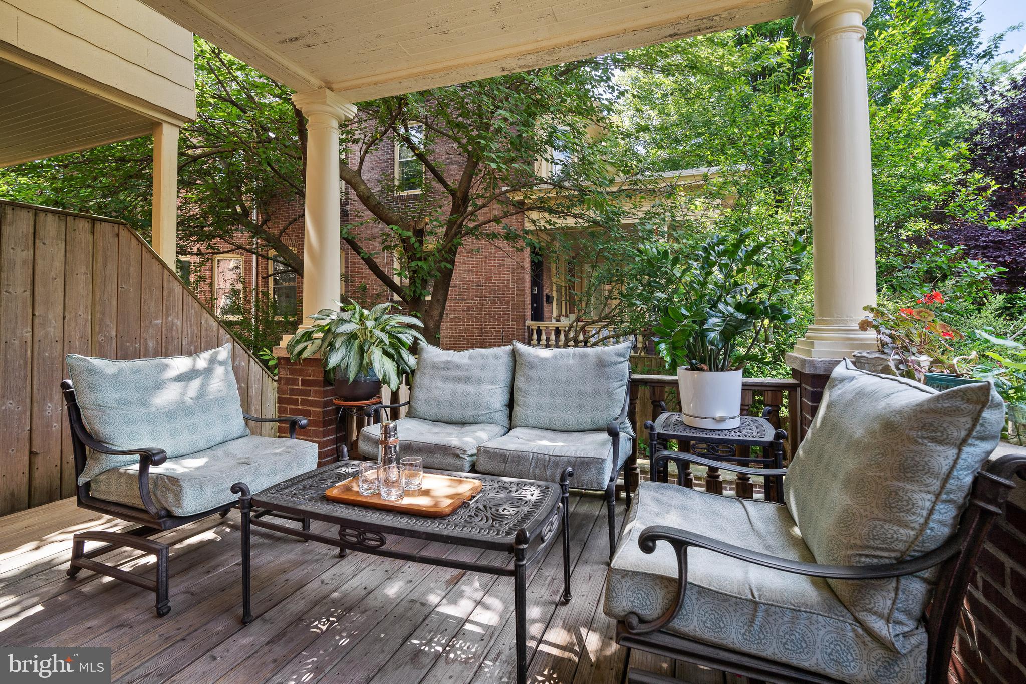 UNIVERSITY CITY - Residential