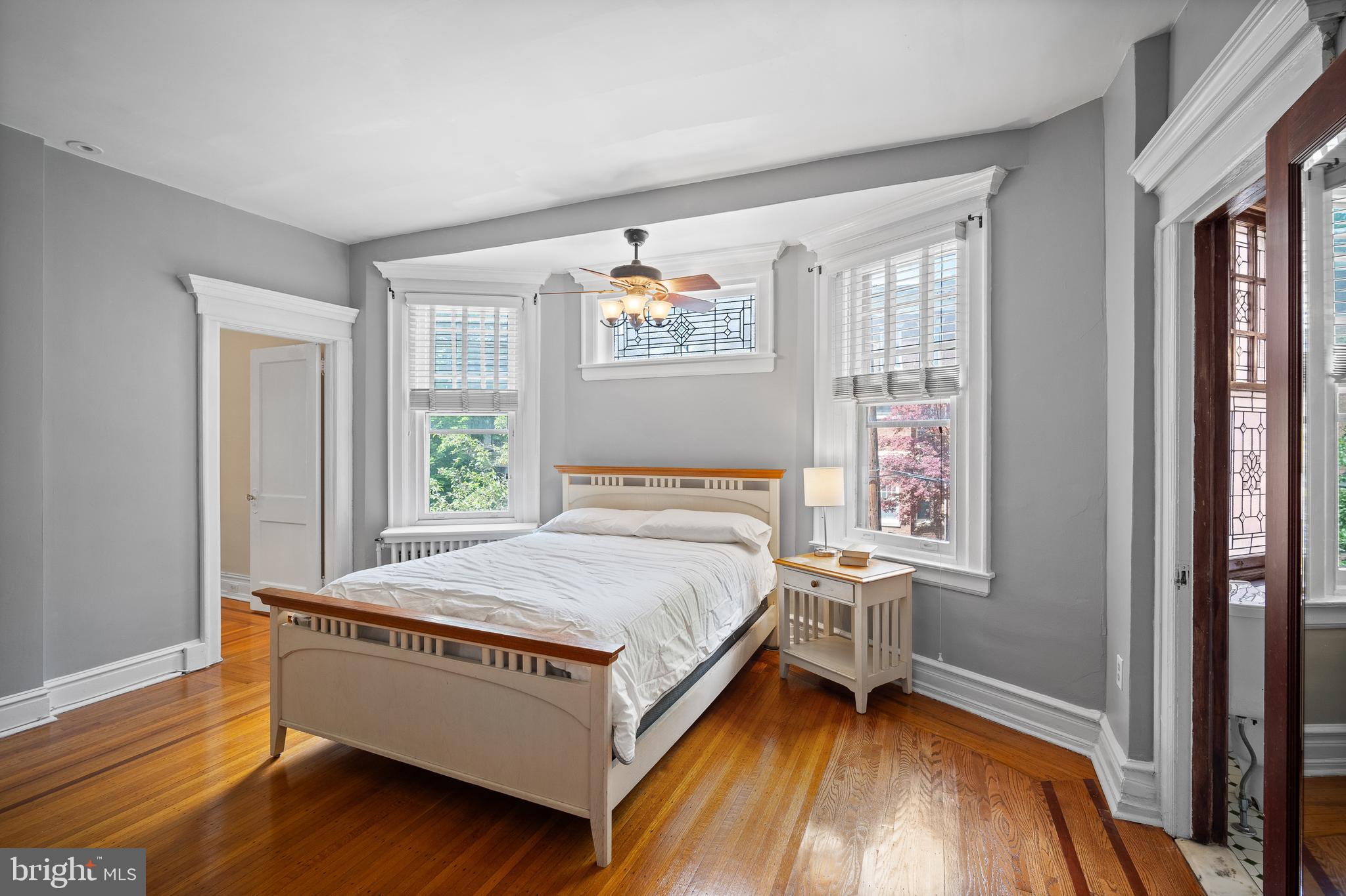 UNIVERSITY CITY - Residential