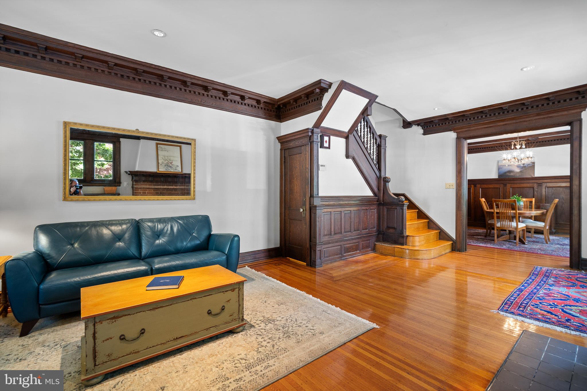 UNIVERSITY CITY - Residential