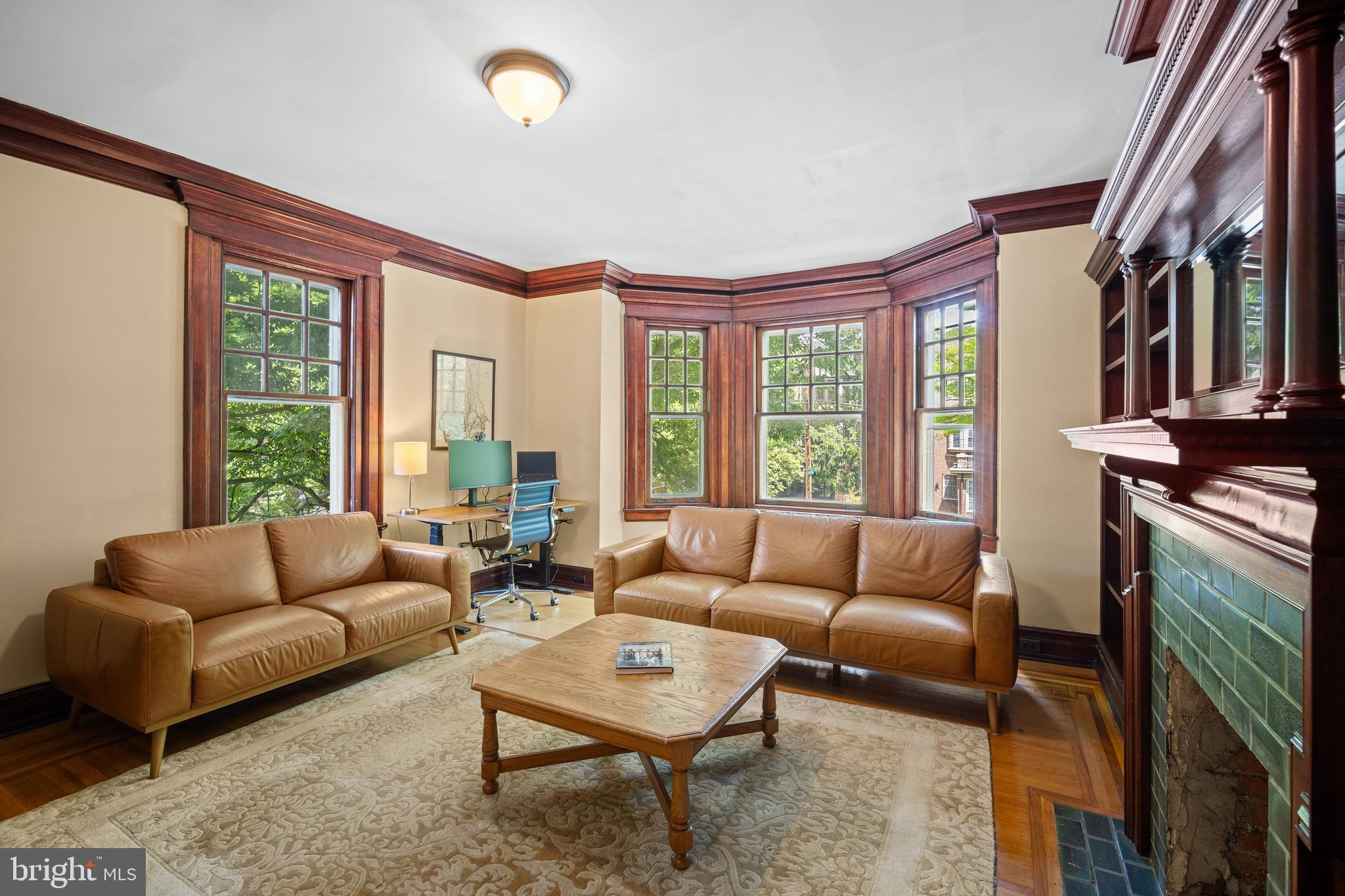 UNIVERSITY CITY - Residential