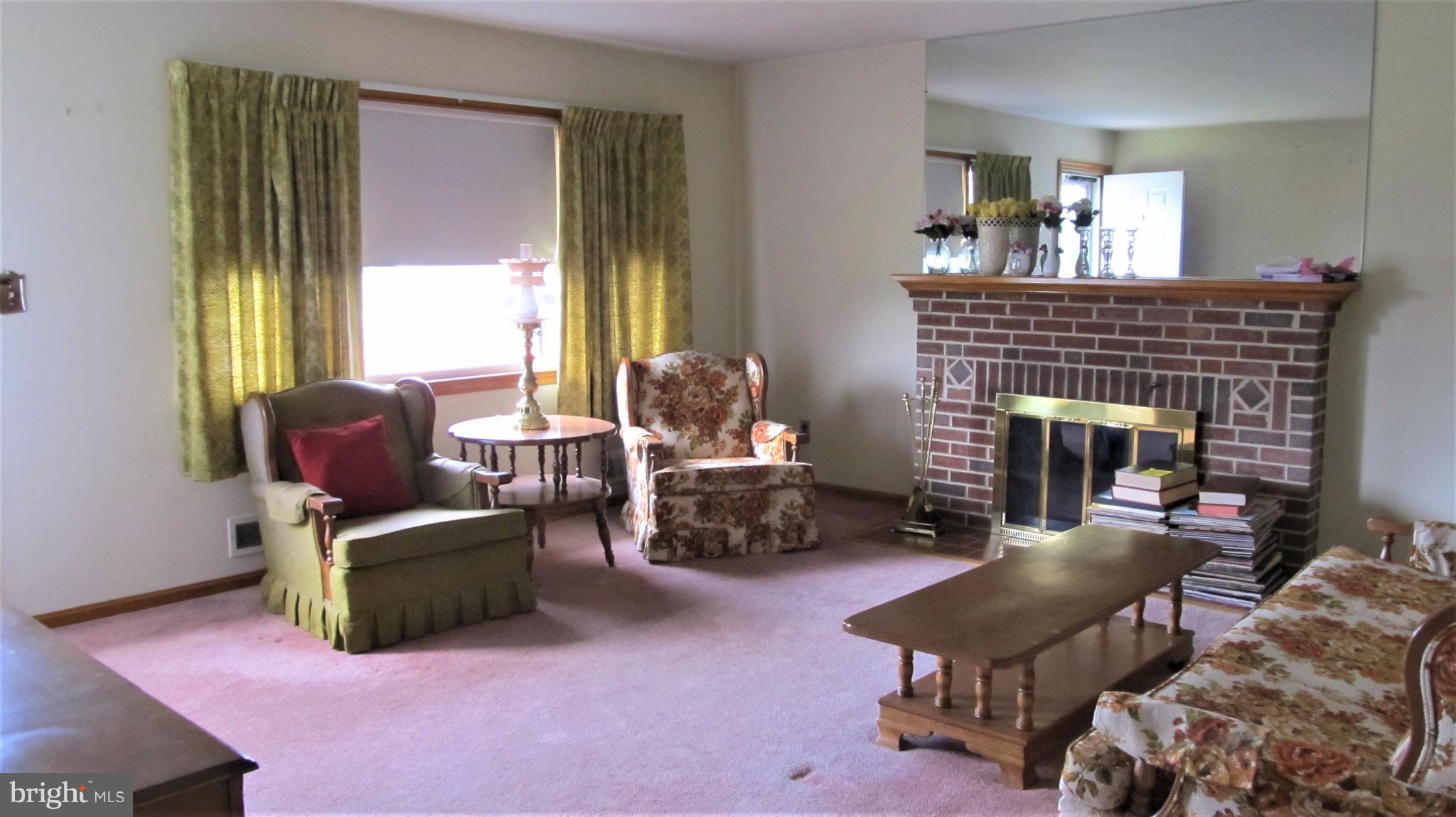 EAST LINTHICUM HEIGHTS - Residential