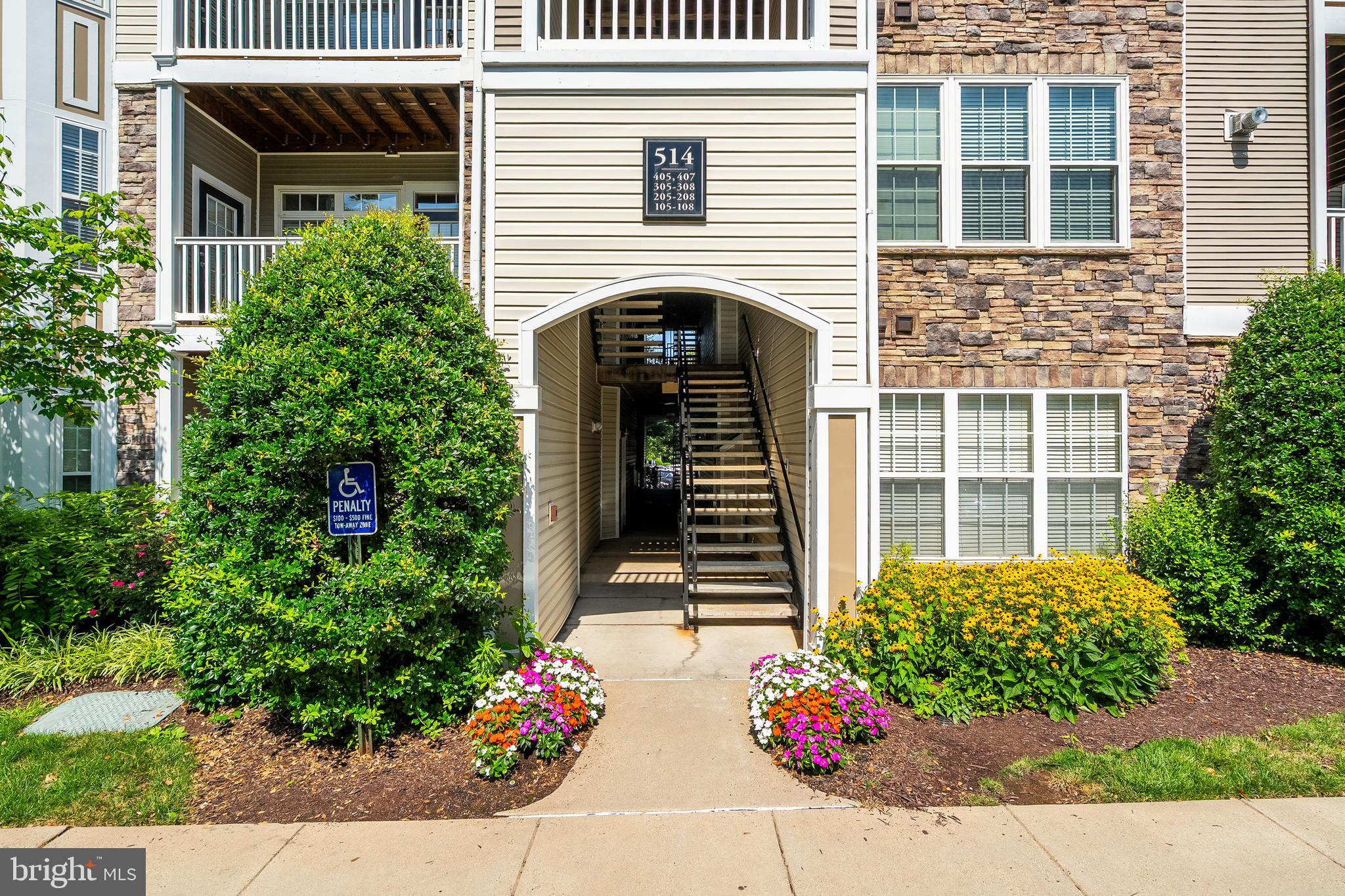 514 SUNSET VIEW 207