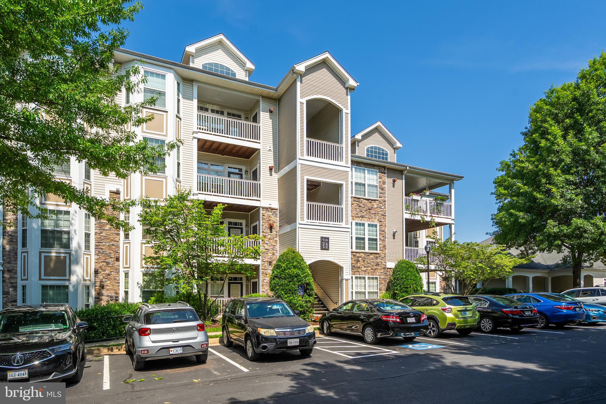 514 SUNSET VIEW 207