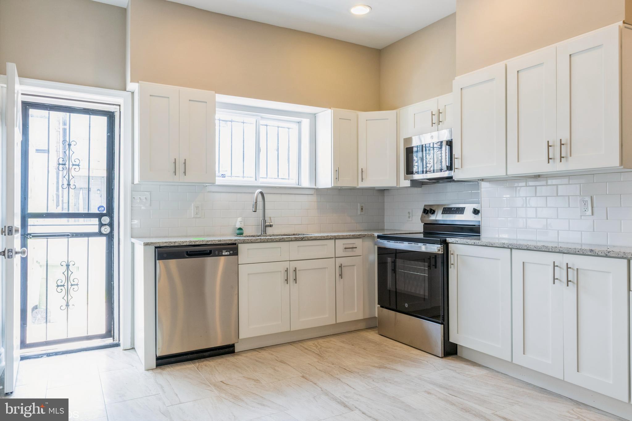 133 N KENWOOD AVENUE