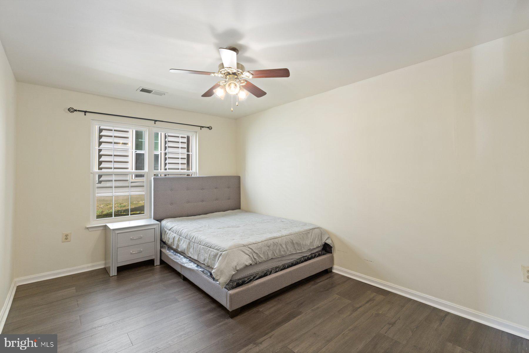 STONE RIDGE - Residential Lease