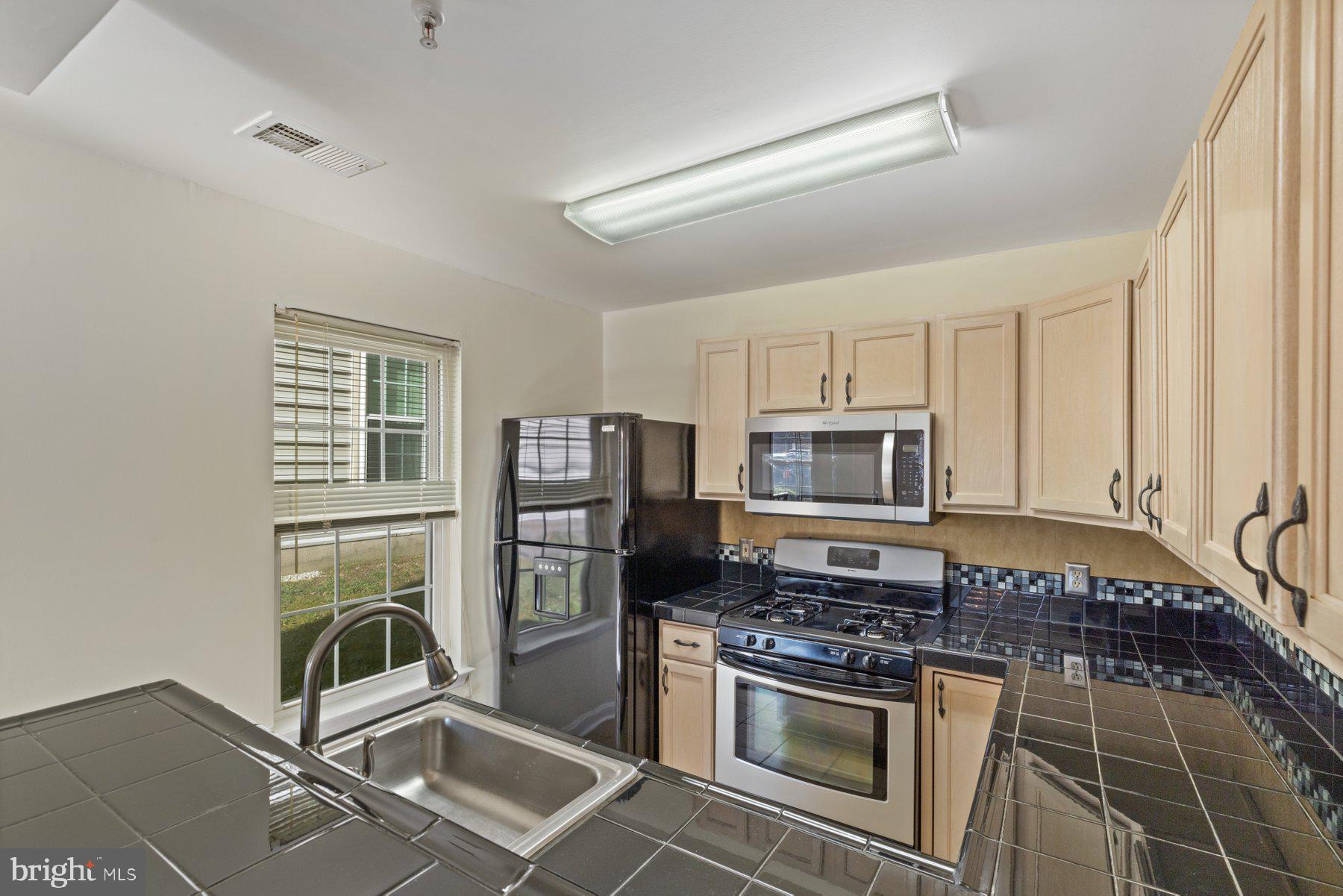 STONE RIDGE - Residential Lease