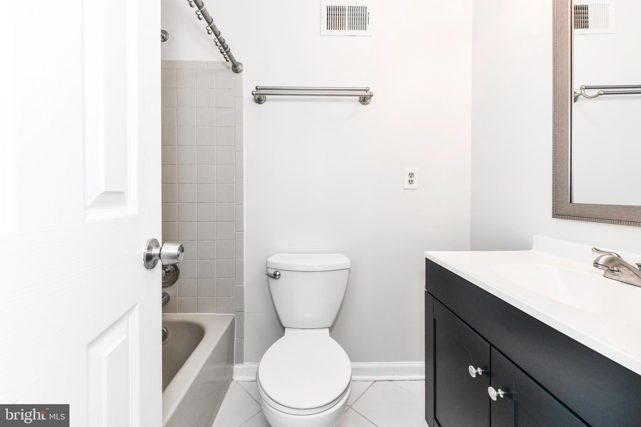 CEDAR WALK - Residential