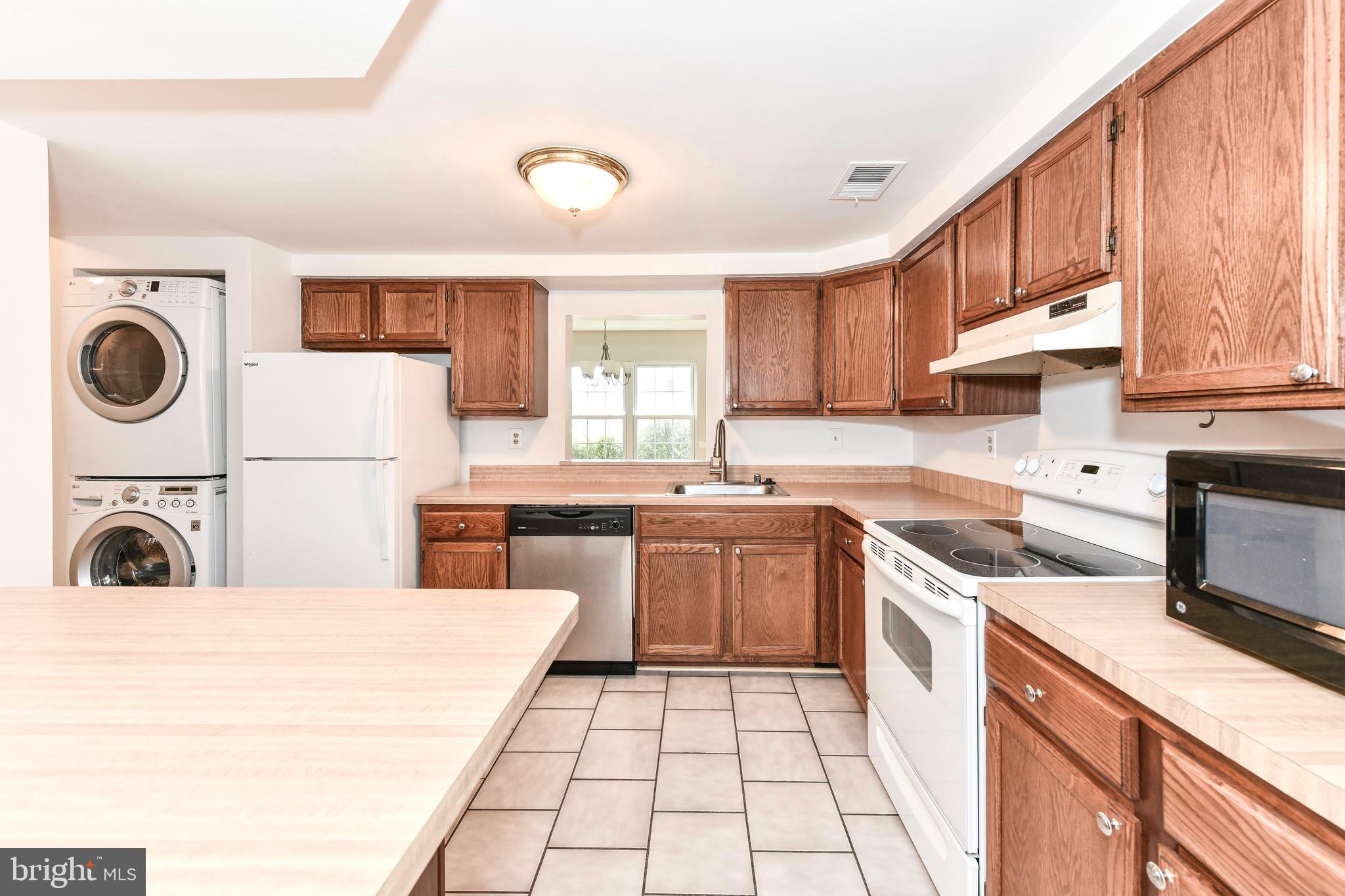 CEDAR WALK - Residential