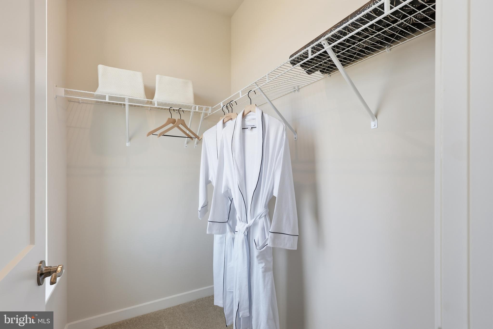 POTOMAC SHORES - Residential